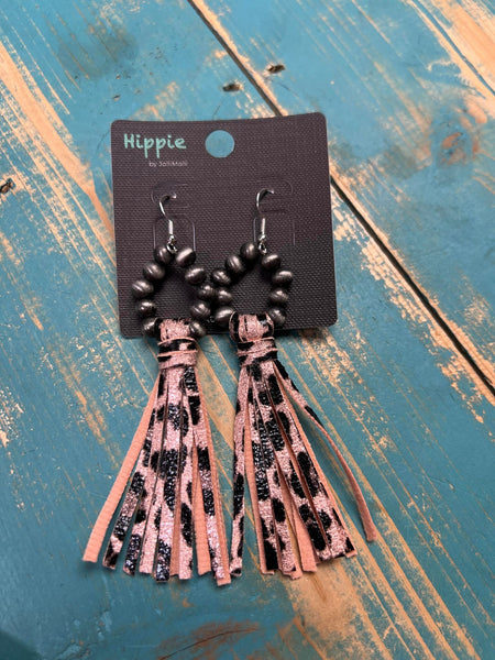 Navajo Pearl earrings w/ Fringe leopard or Black